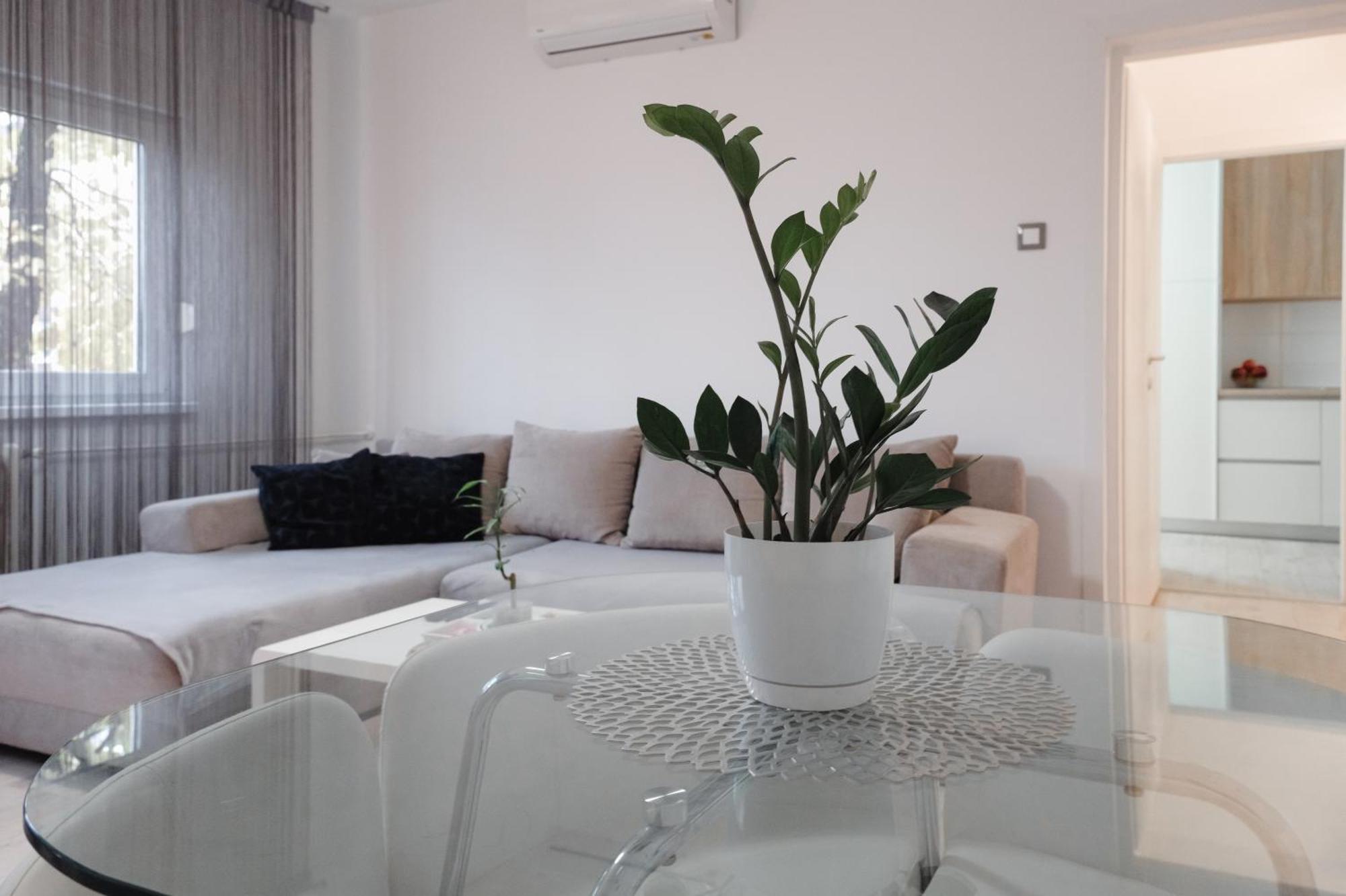 Apartman Franko - Self Check In Osijek Exterior photo